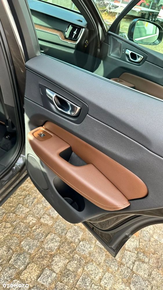 Volvo XC 60 D4 AWD Inscription - 23