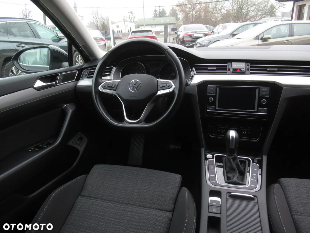 Volkswagen Passat 1.5 TSI EVO Business DSG - 12