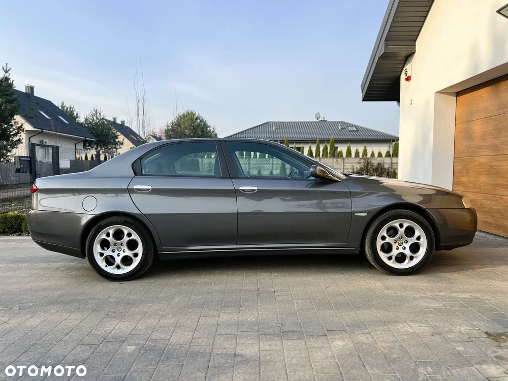 Alfa Romeo 166 - 34