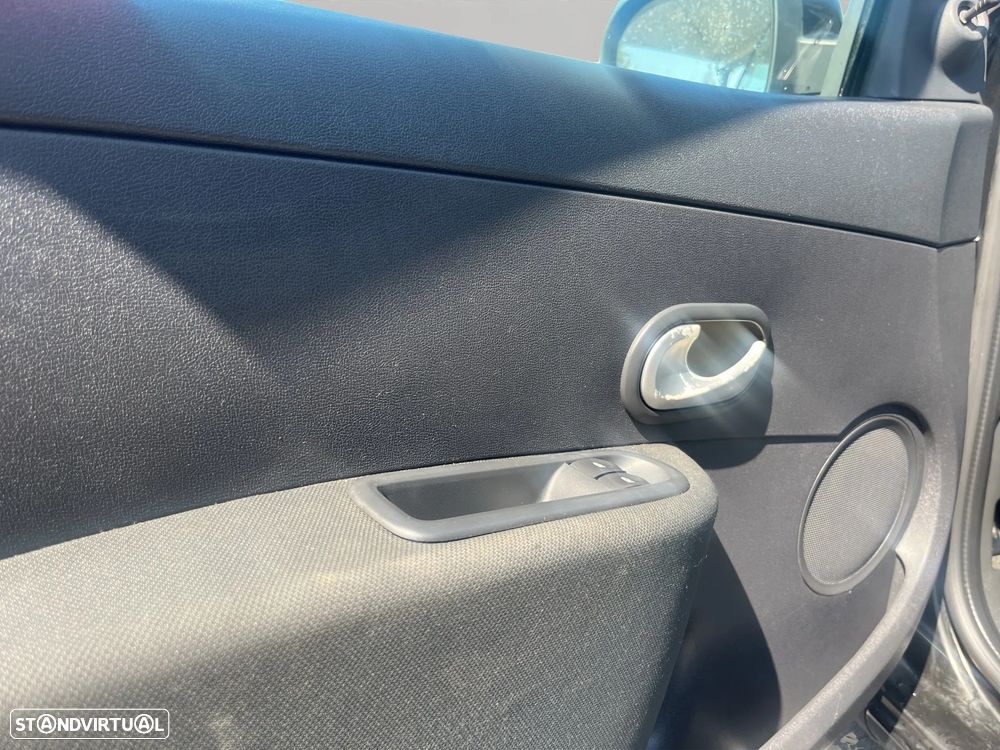 Renault Clio 1.2 16V GT - 11