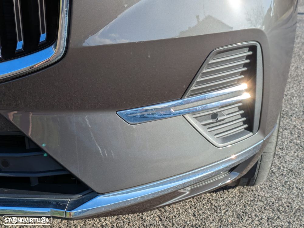 Volvo XC 60 2.0 T6 PHEV Inscription AWD - 40