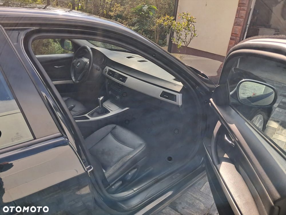 BMW Seria 3 318i - 7