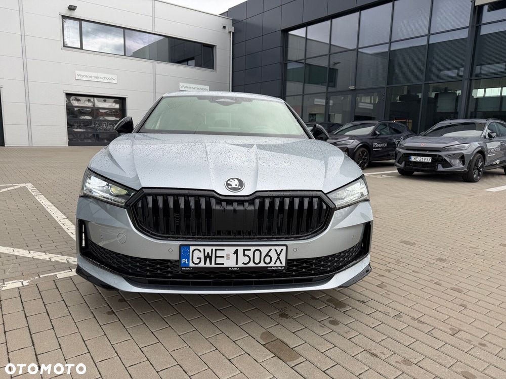 Skoda Superb 2.0 TSI Sportline DSG - 4