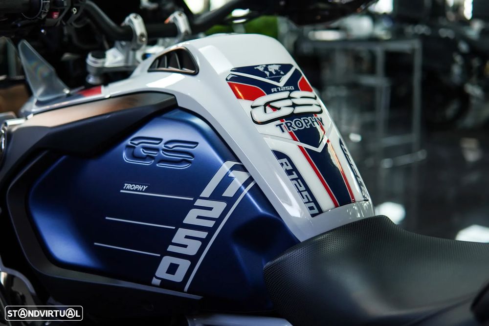 BMW R 1250 GS Adventure TROPHY Rebaixada 4 Packs - 25