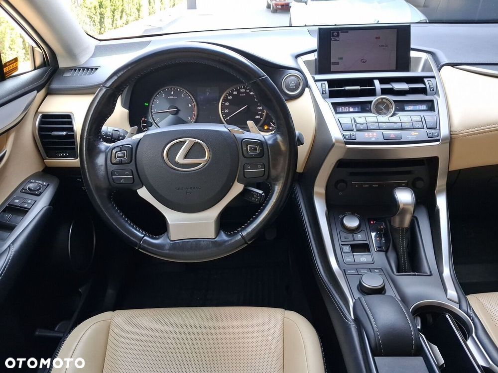 Lexus NX 200t Comfort AWD - 17