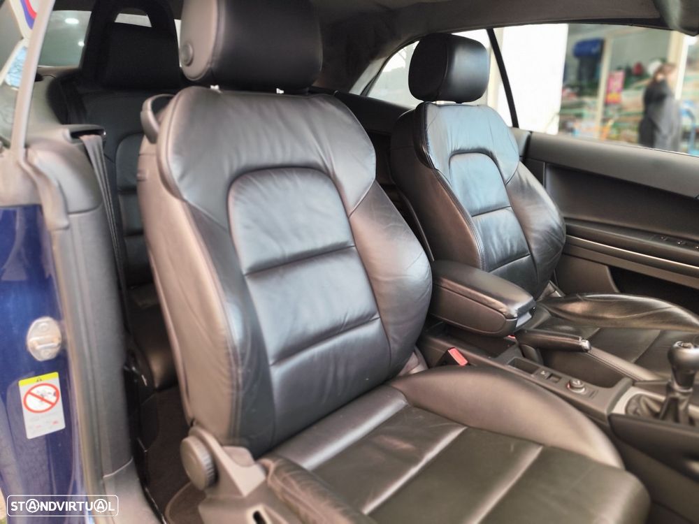 Audi A3 Cabrio 2.0 TDi DPF S Line Sport Pack - 18