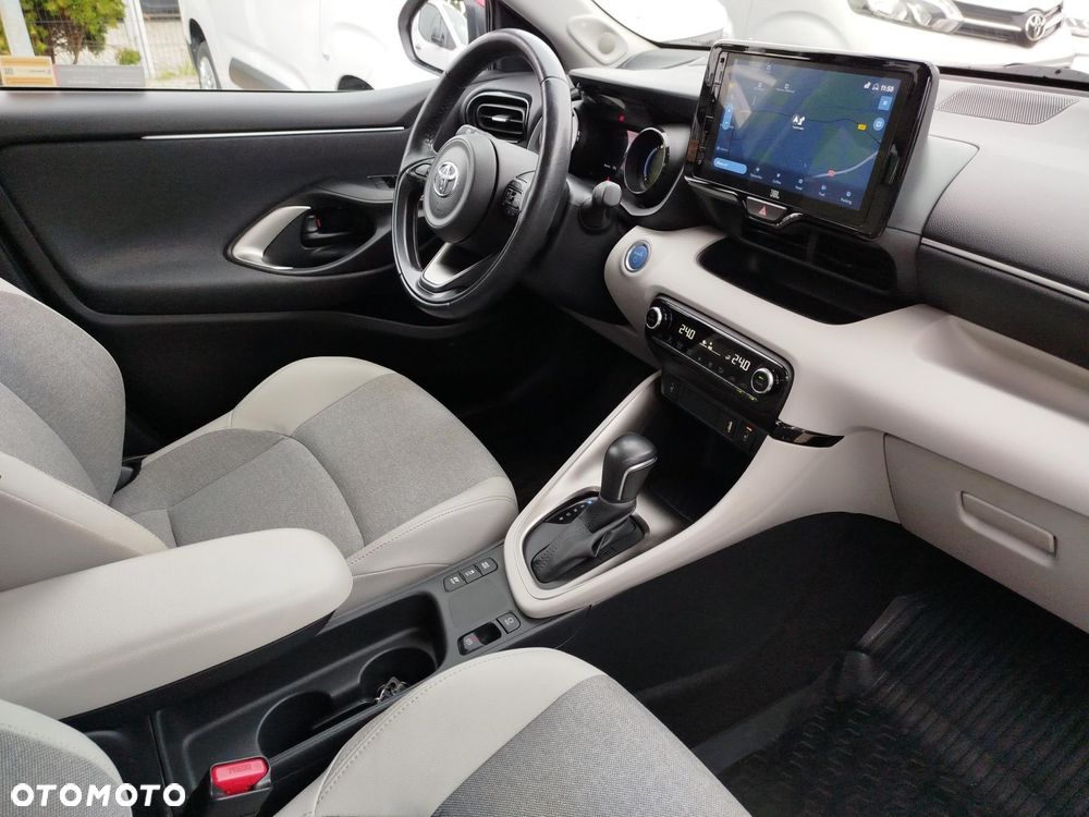 Toyota Yaris - 9