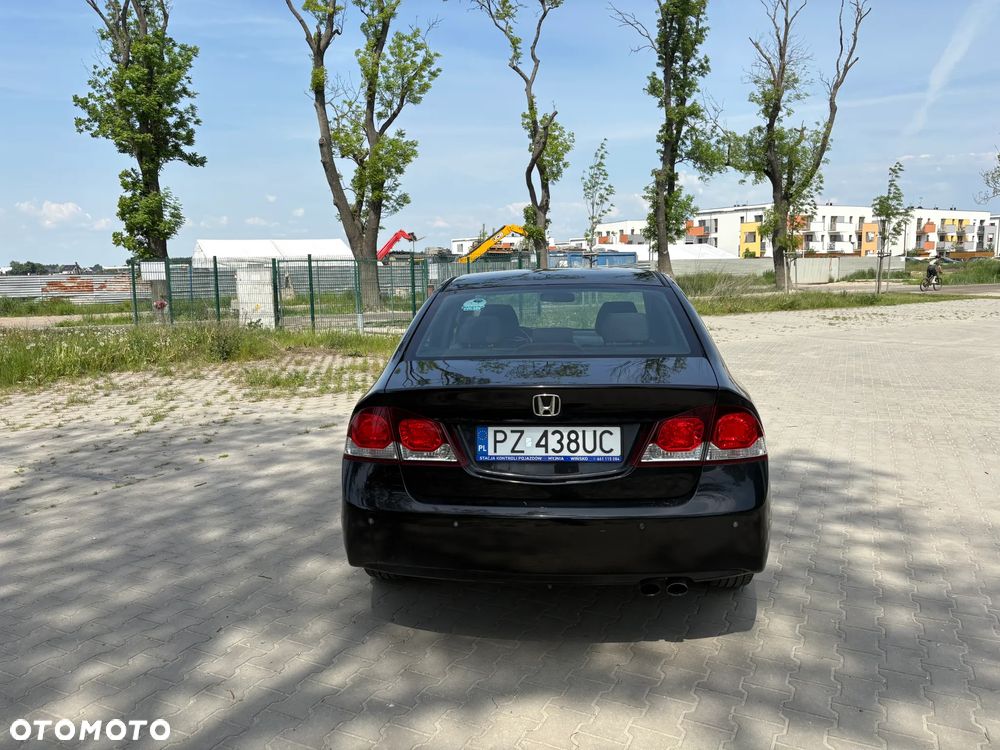 Honda Civic 1.8 Comfort - 5