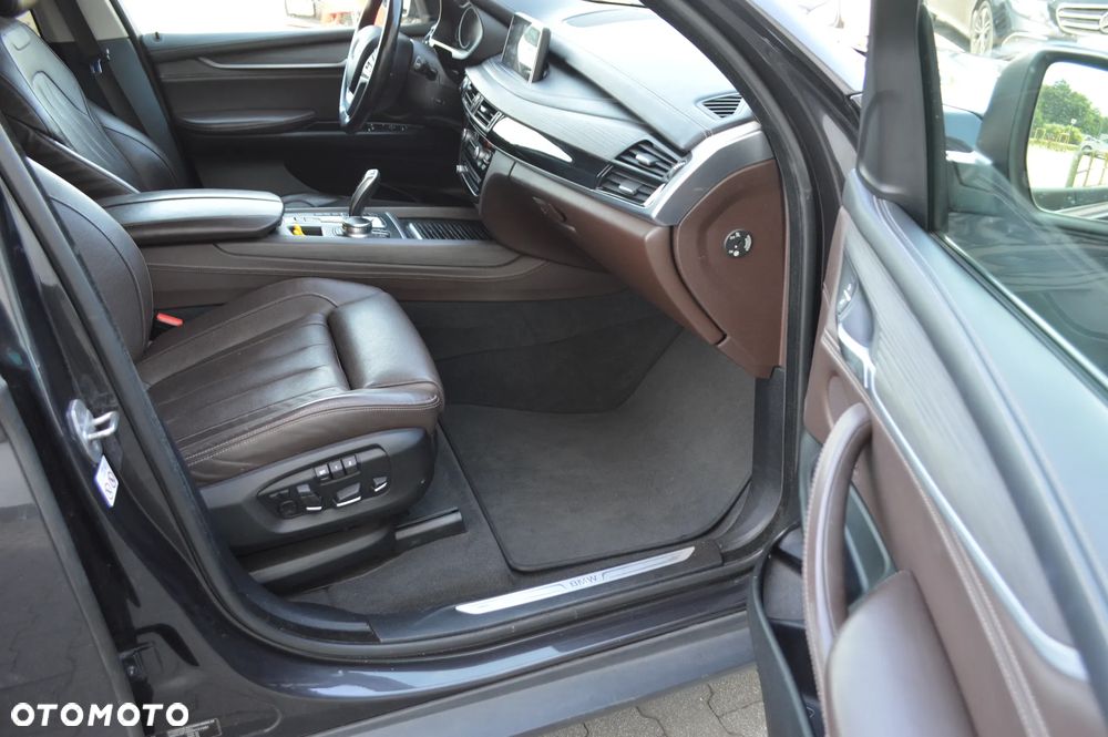 BMW X5 xDrive25d - 14