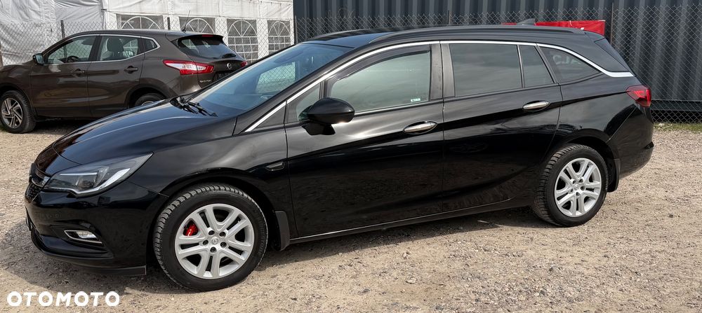 Opel Astra 1.4 Turbo Start/Stop Business - 4