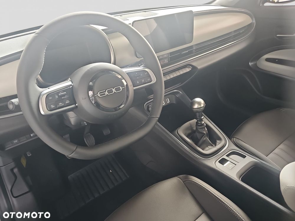 Fiat 600 1.2 Turbo La Prima - 13