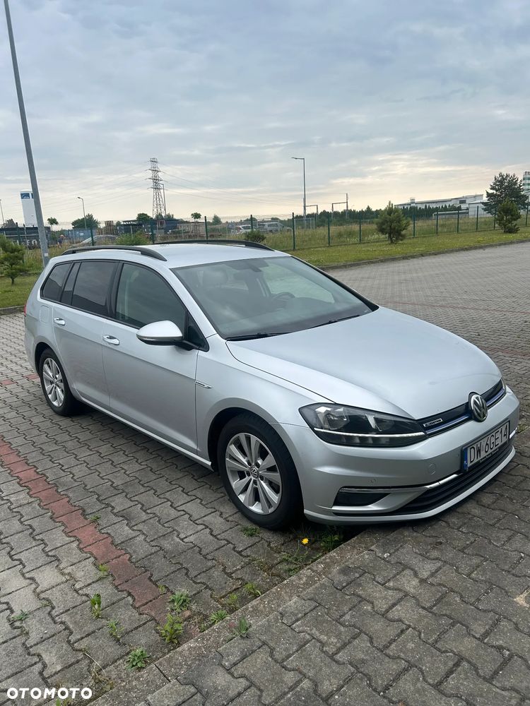 Volkswagen Golf 1.5 TSI BMT Comfortline DSG - 1