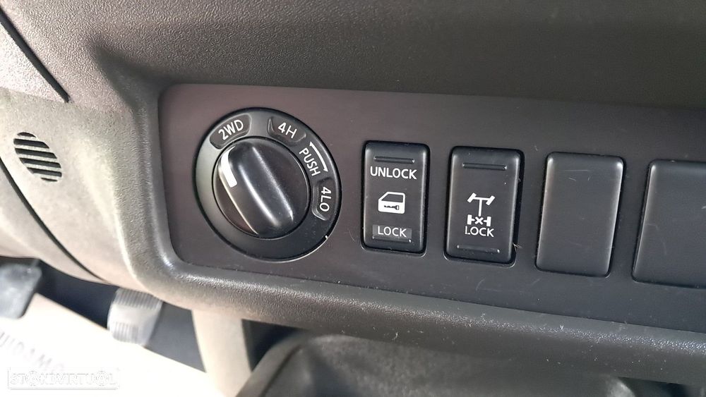 Nissan Navara 2.5 dCi CD LE Sport Edition - 24