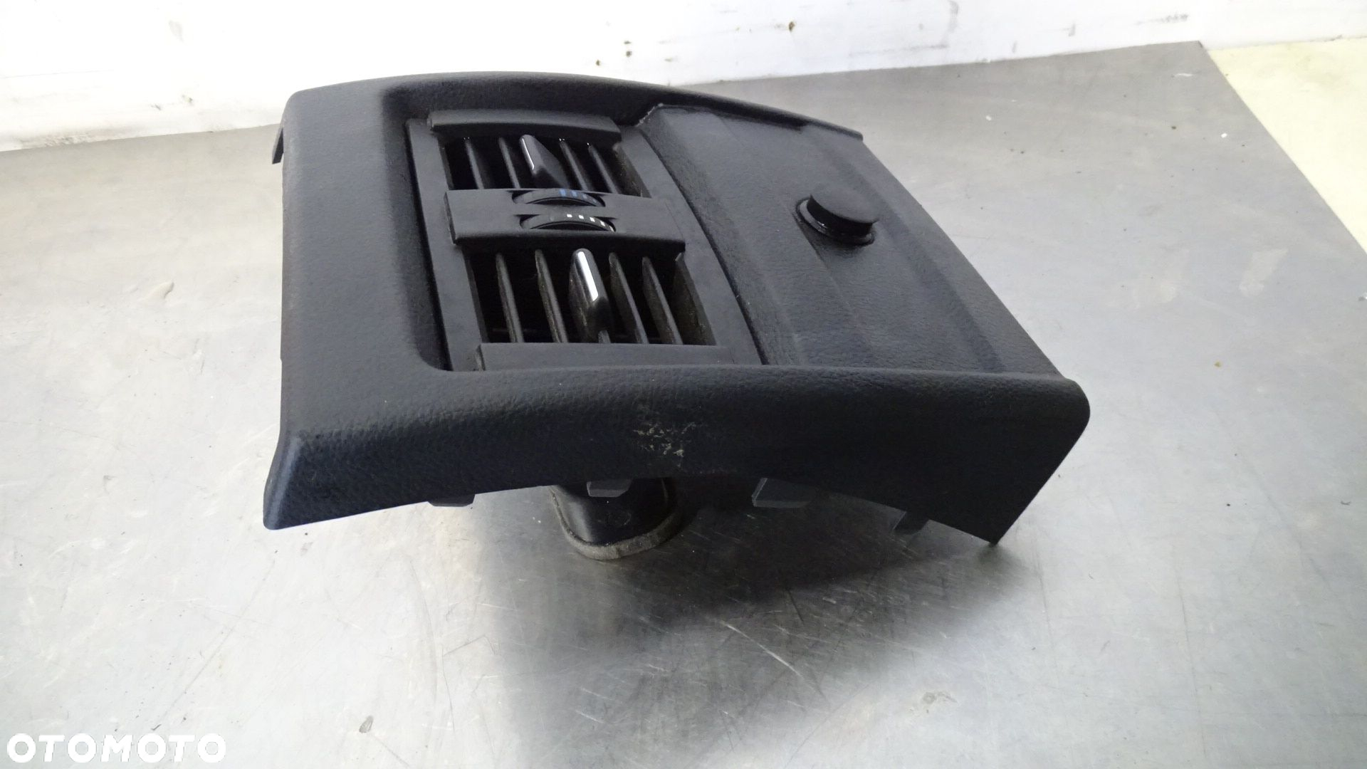 KRATKA NAWIEWU TYLNIA BMW F30 320D ED 64229207330 - 4