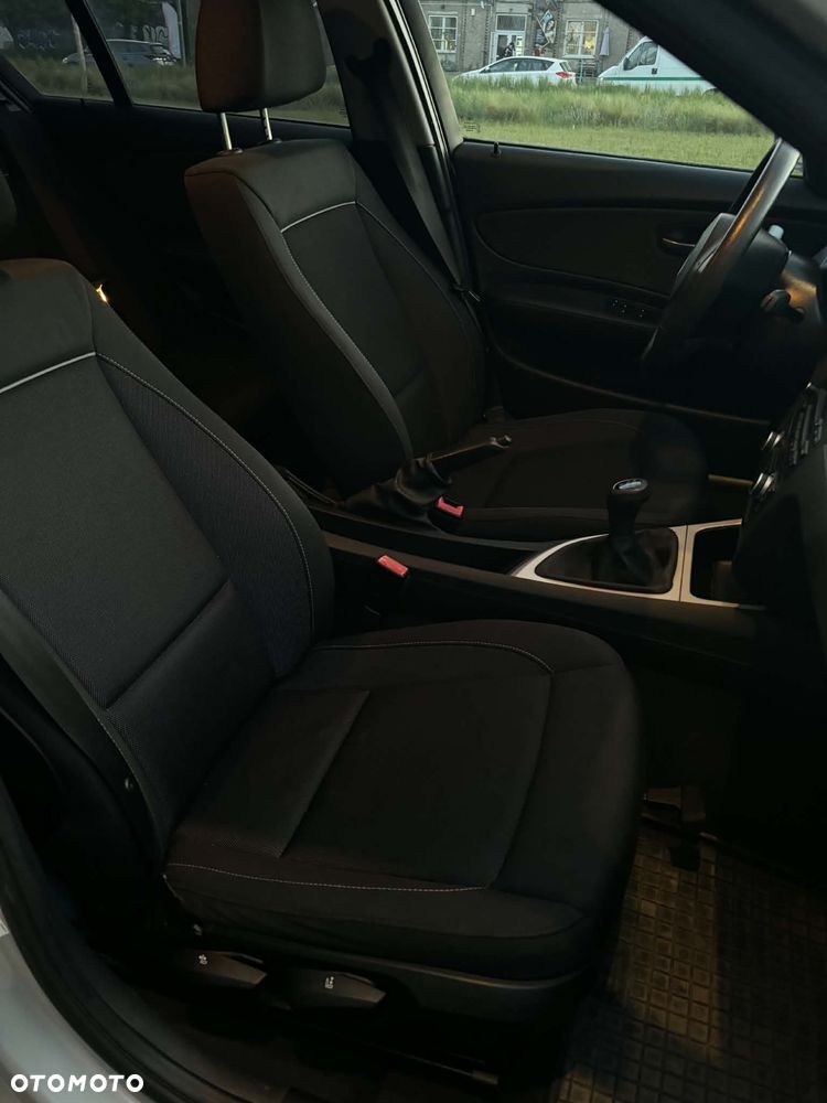 BMW Seria 1 120i Edition Lifestyle - 12