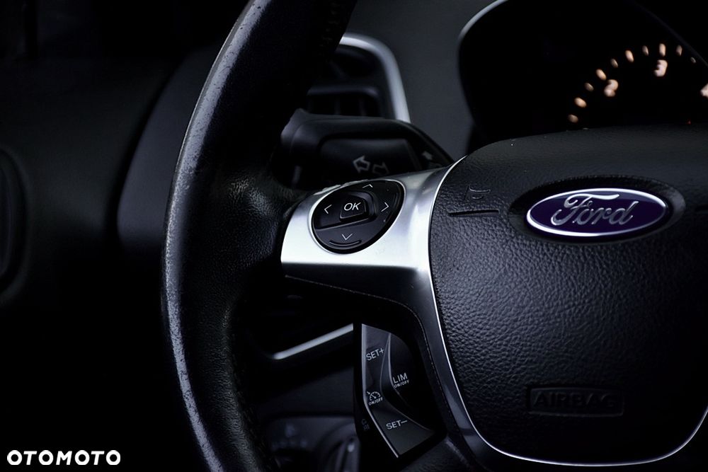 Ford Kuga 2.0 TDCi 4x4 Titanium - 21