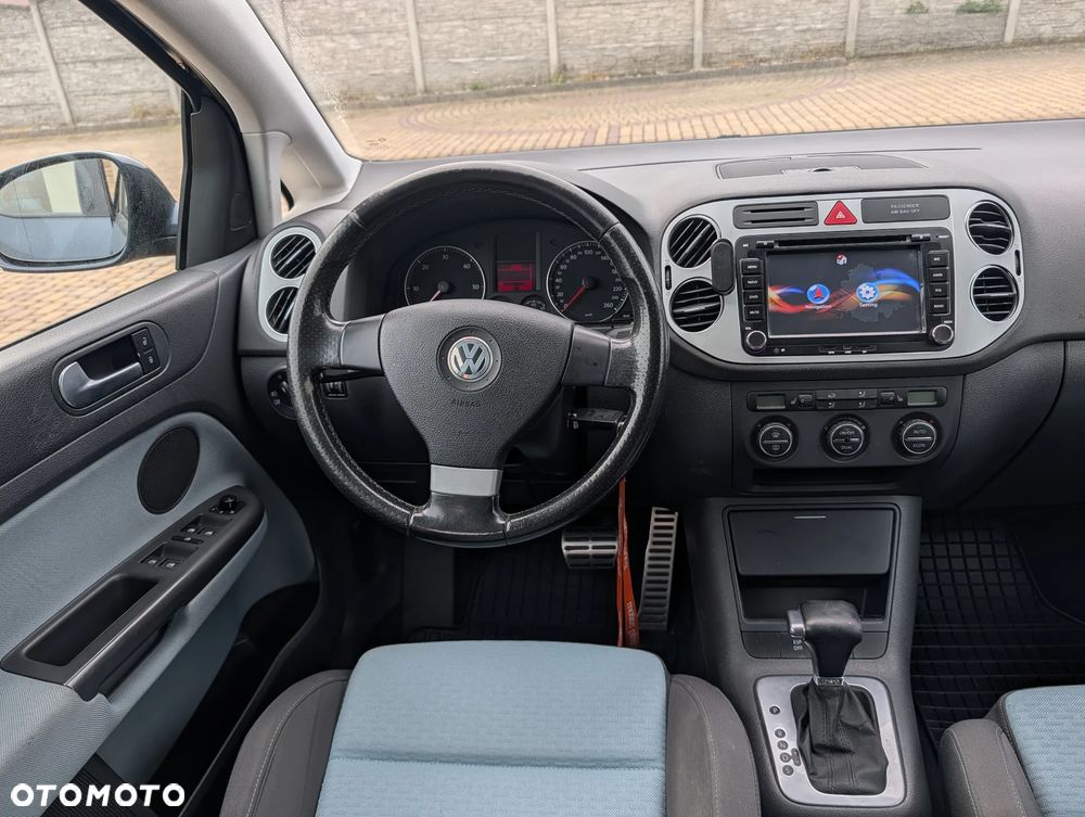 Volkswagen Golf Plus - 9