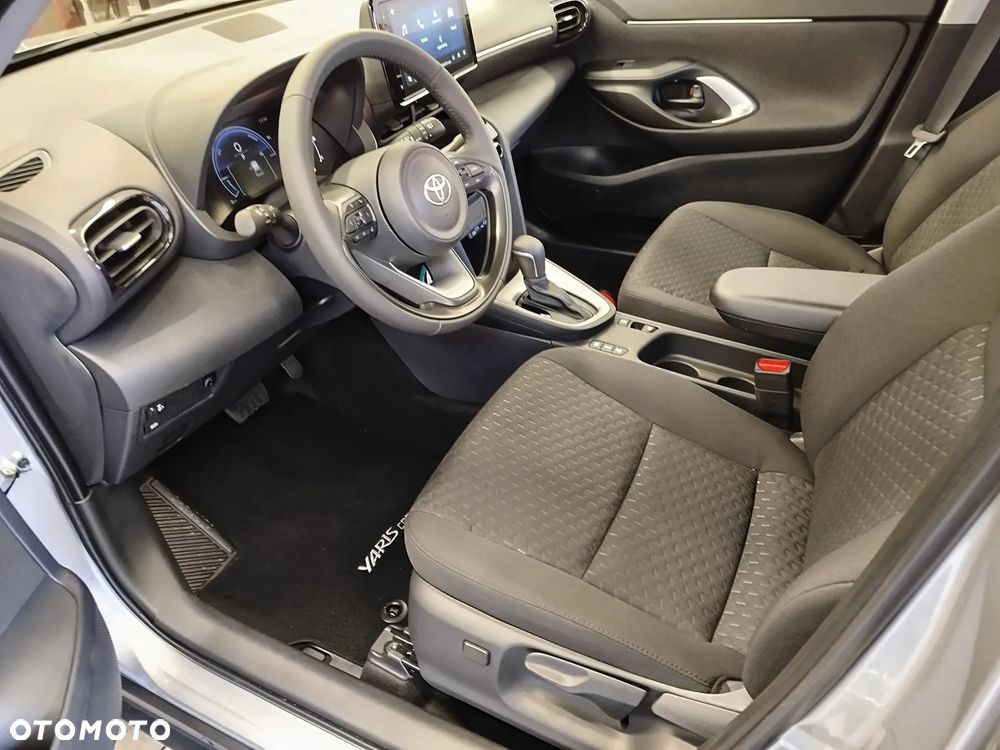 Toyota Yaris Cross - 10