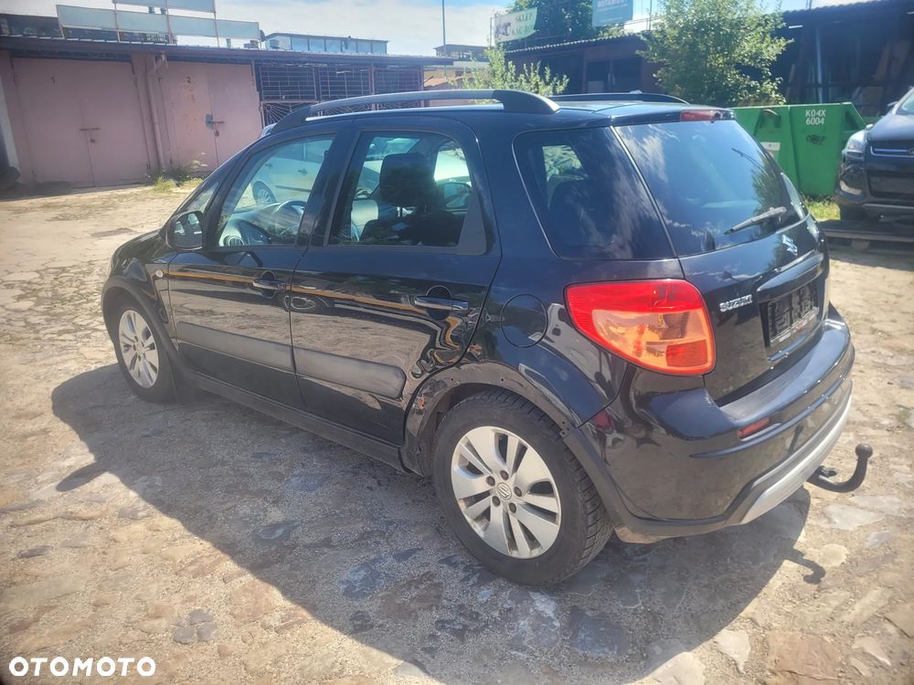 Suzuki SX4 1.9 DDiS DPF 4x2 Comfort - 12