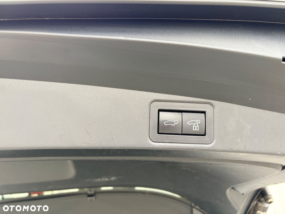 Toyota Corolla 2.0 Hybrid GR Sport Dynamic - 15
