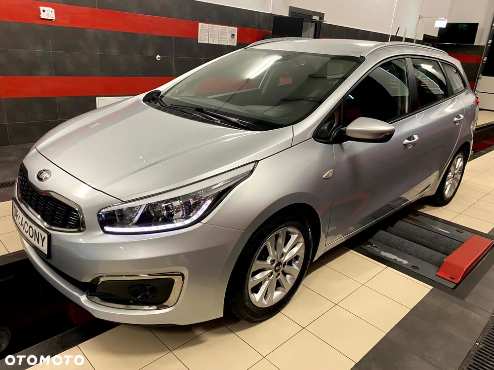 Kia Ceed 1.6 GDI Platinum Edition - 8
