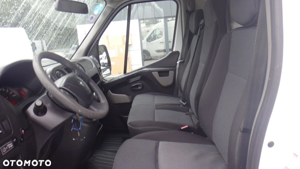Renault Master - 9