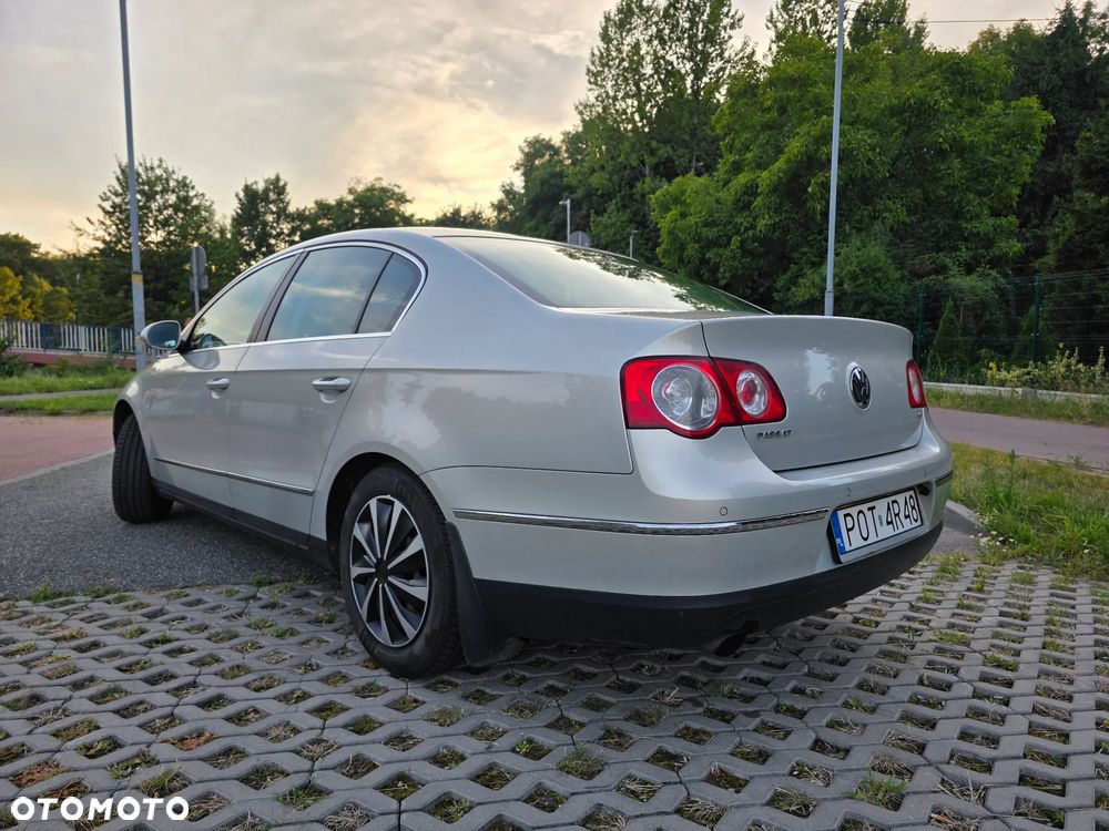 Volkswagen Passat 1.4 TSI Comfortline - 3