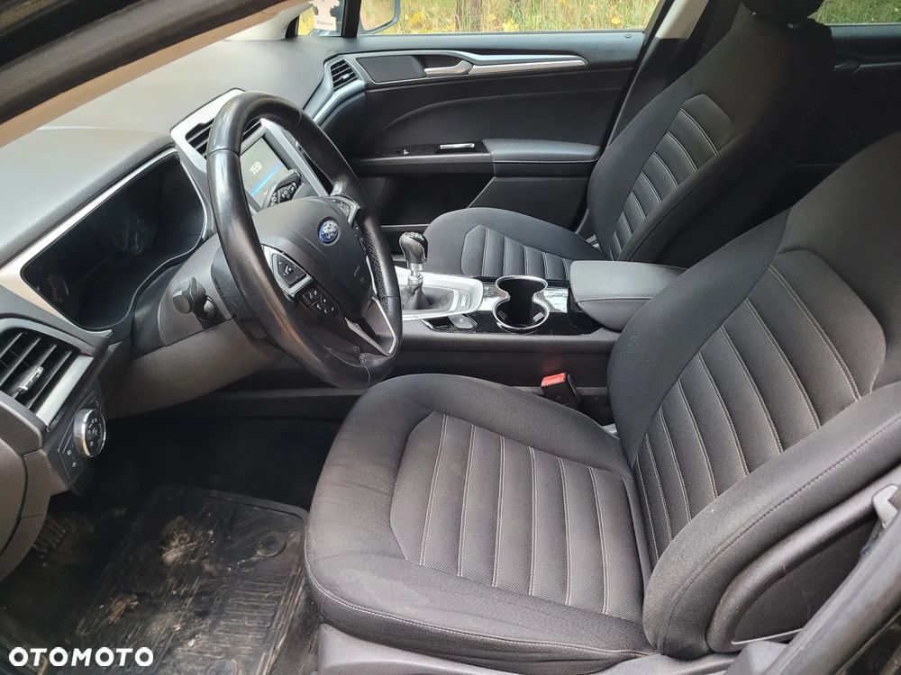 Ford Mondeo - 7