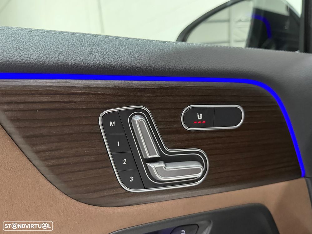 Mercedes-Benz GLA 200 d AMG Line - 42