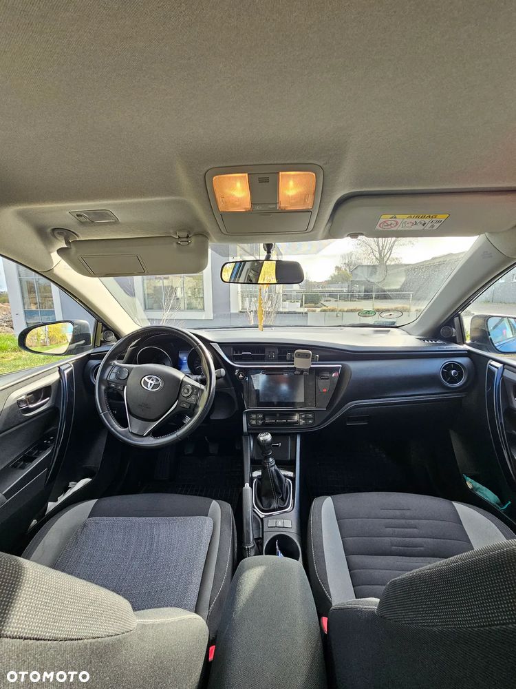 Toyota Auris 1.6 Dynamic - 5