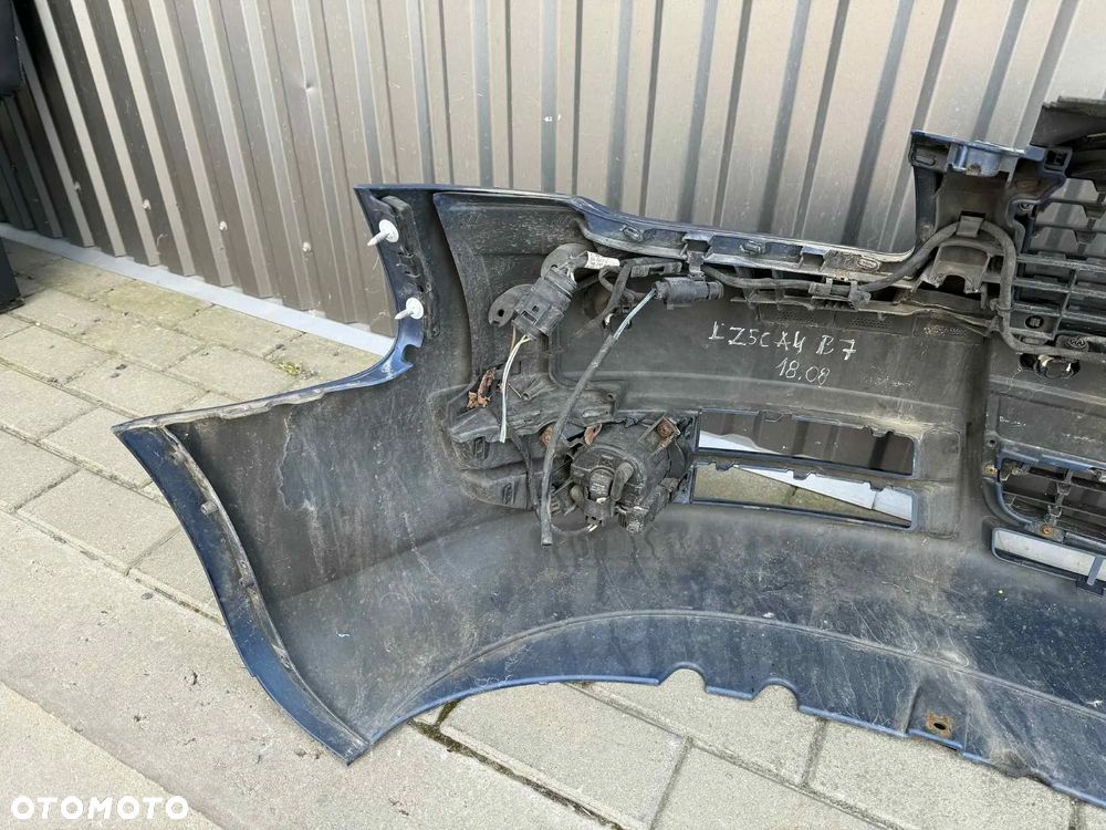 Audi A4 B7 Zderzak przód przedni kompletny 4xPDC LZ5C - 8