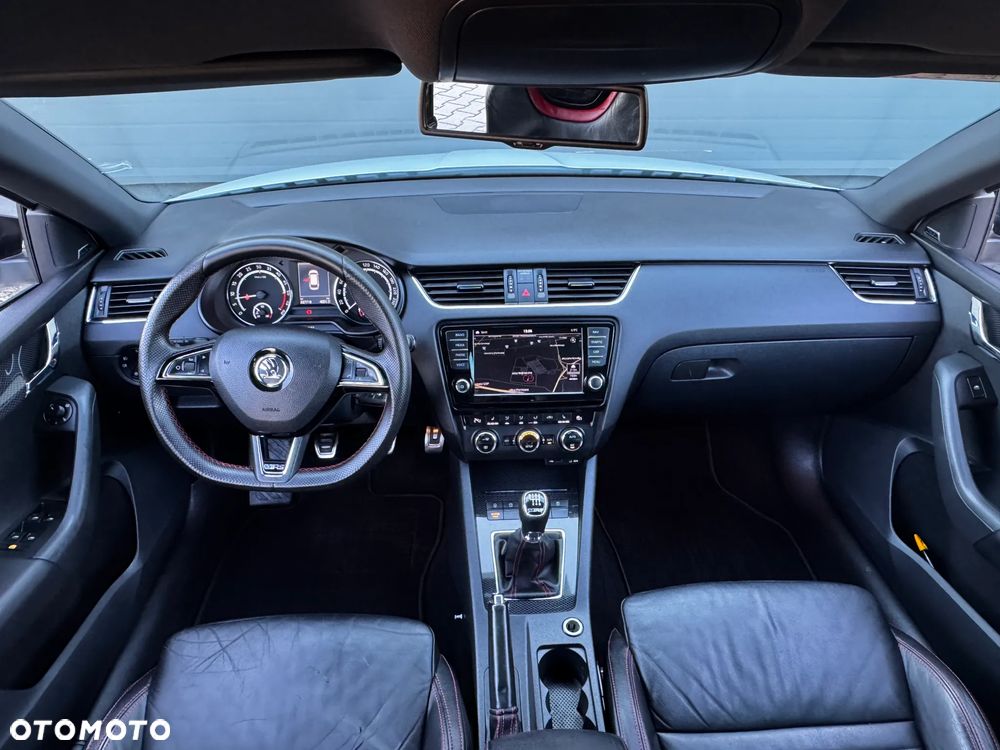 Skoda Octavia 2.0 TDI RS - 36