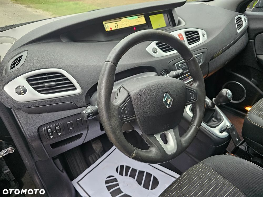 Renault Scenic 1.6 16V 110 TomTom Edition - 10