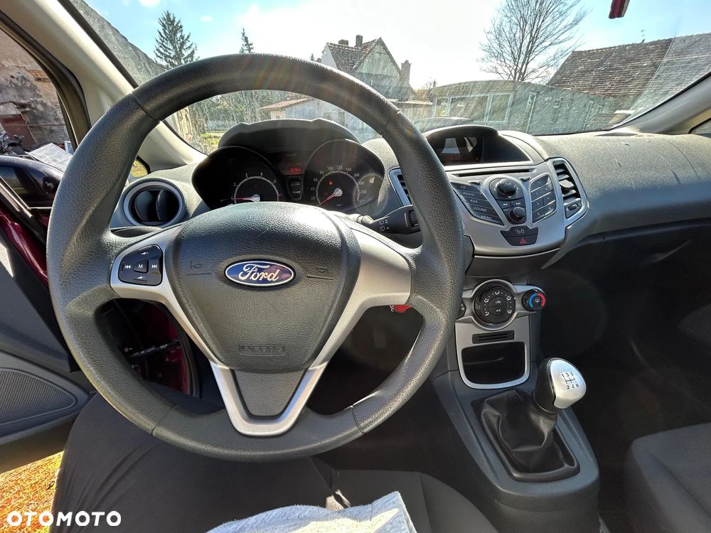 Ford Fiesta - 7