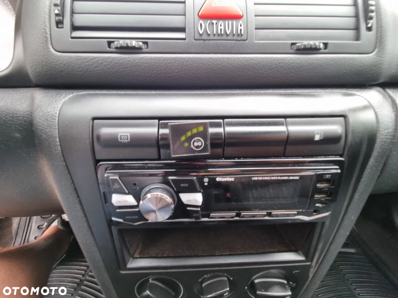 Skoda Octavia 1.6 Elegance - 19