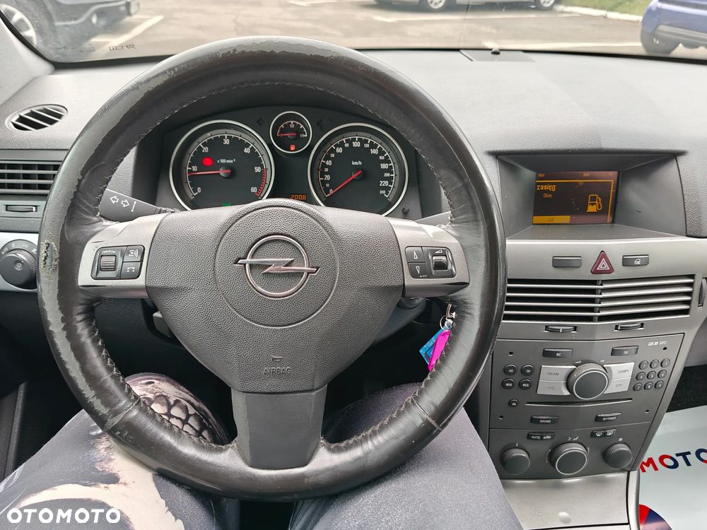 Opel Astra 1.7 CDTI Cosmo - 19