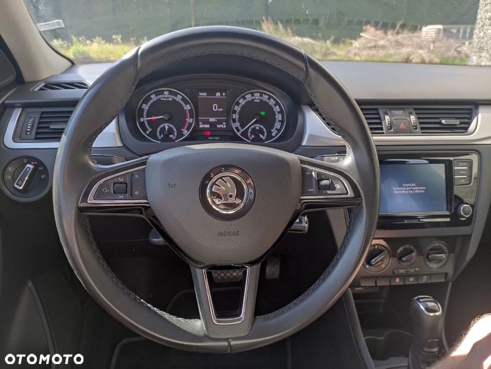 Skoda RAPID 1.0 TSI Ambition DSG - 13