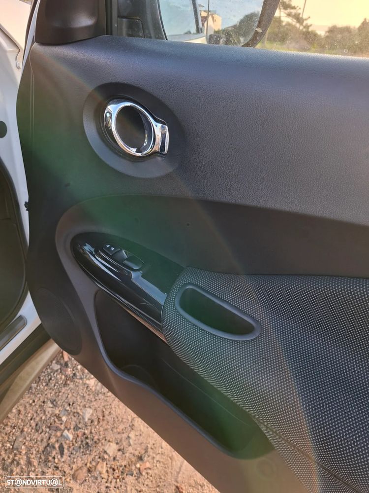 Nissan Juke 1.5 dCi N-Connecta - 31