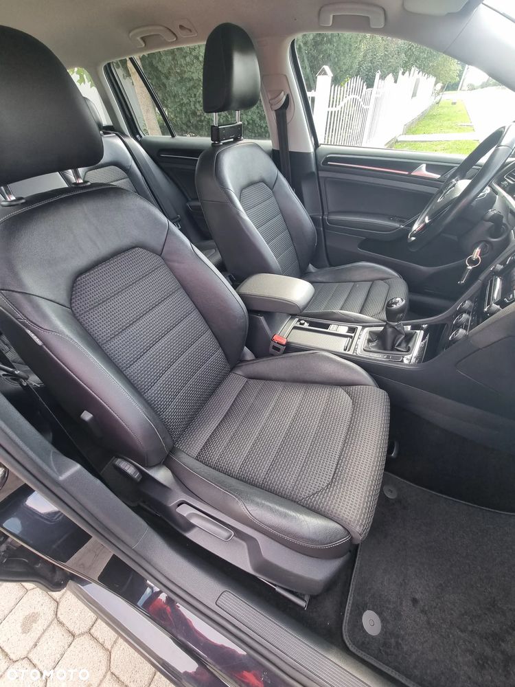 Volkswagen Golf 2.0 BlueTDI Highline - 28