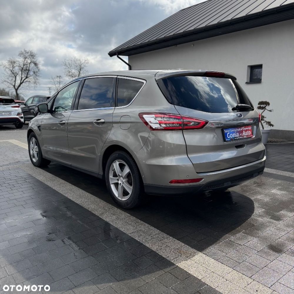 Ford S-Max - 7