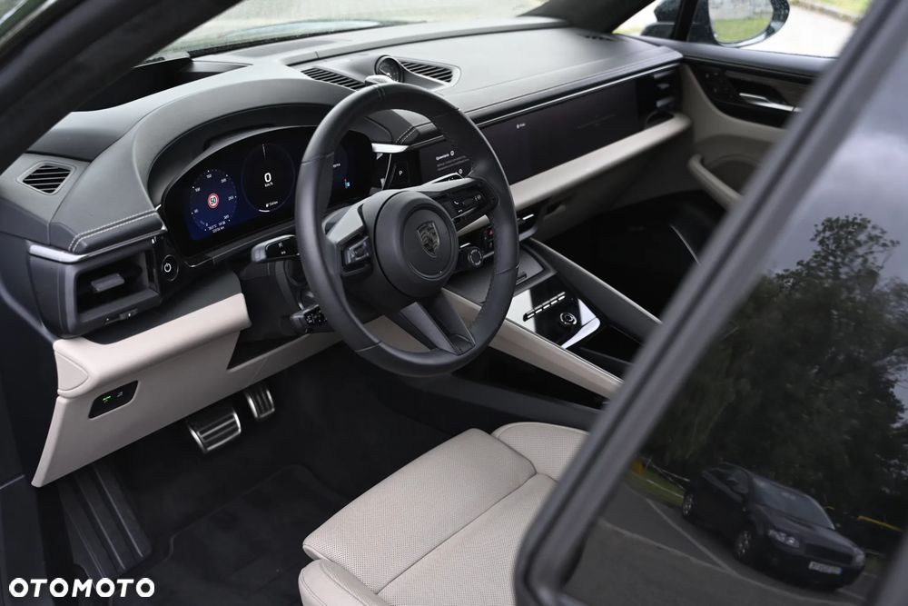 Porsche Macan Turbo 100kWh - 34
