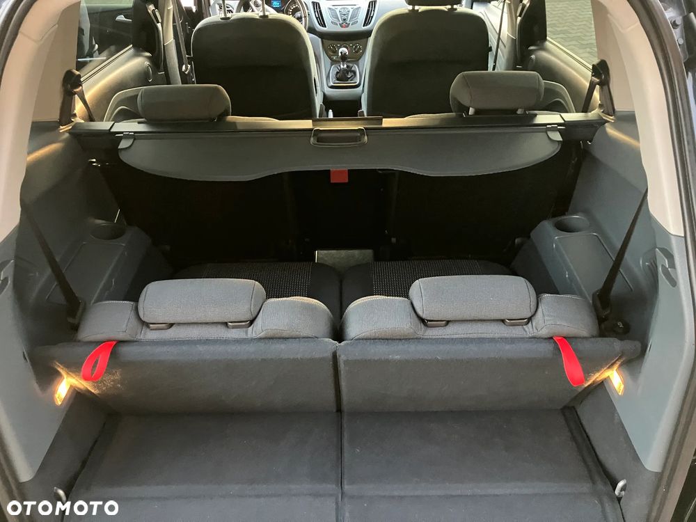 Ford Grand C-MAX - 38