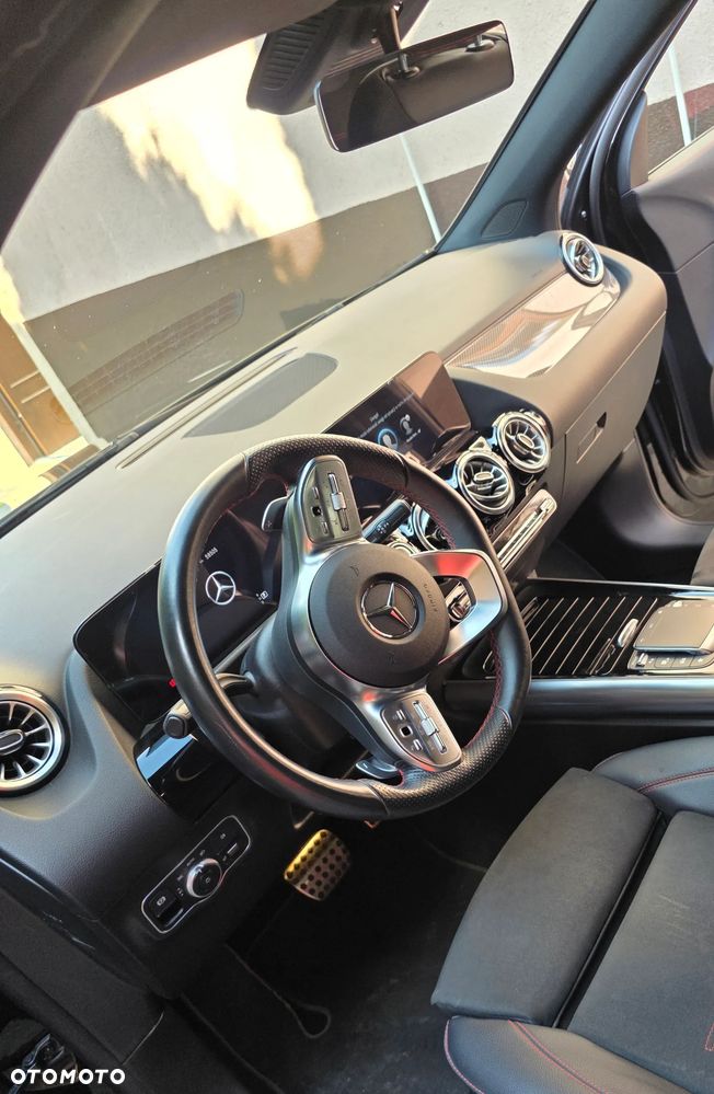 Mercedes-Benz GLA 200 Business Edition - 11