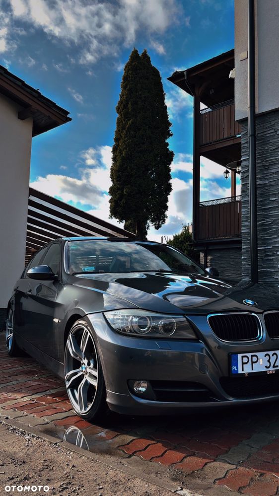 BMW Seria 3 320d DPF - 1