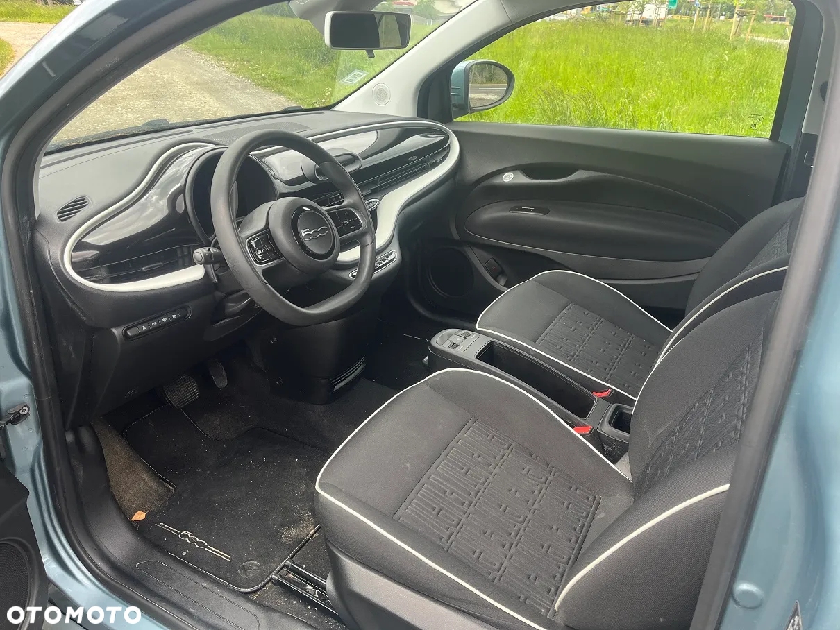 Fiat 500e Action - 9