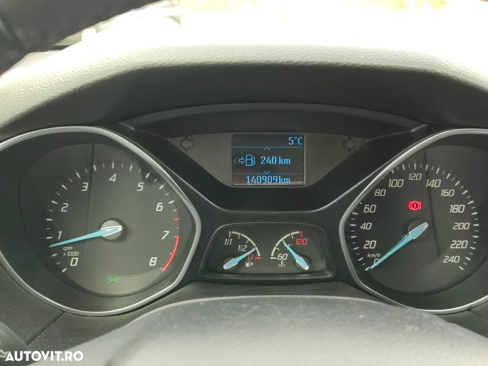 Ford Focus 1.0 EcoBoost Start-Stopp-System Champions Edition - 13