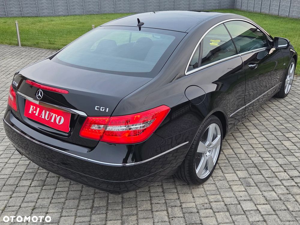 Mercedes-Benz Klasa E 250 CGI BlueEFFICIENCY Automatik Avantgarde - 27