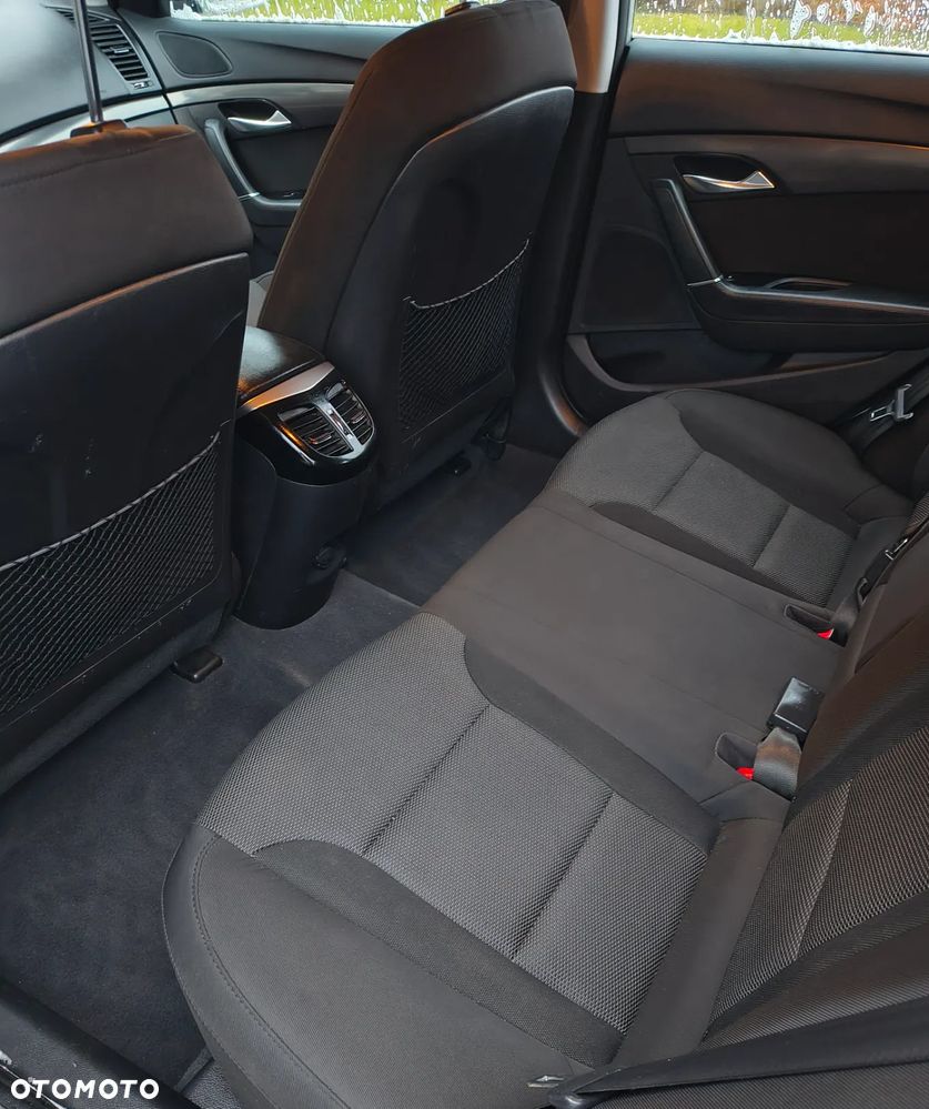 Hyundai i40 1.7 CRDi Comfort + - 19