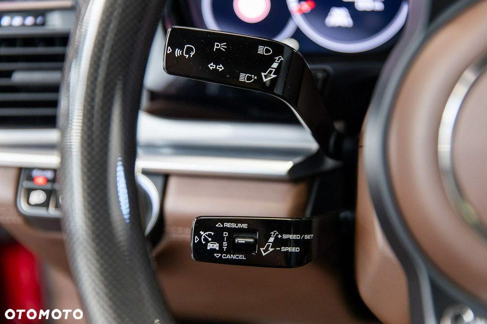 Porsche Panamera Turbo - 31