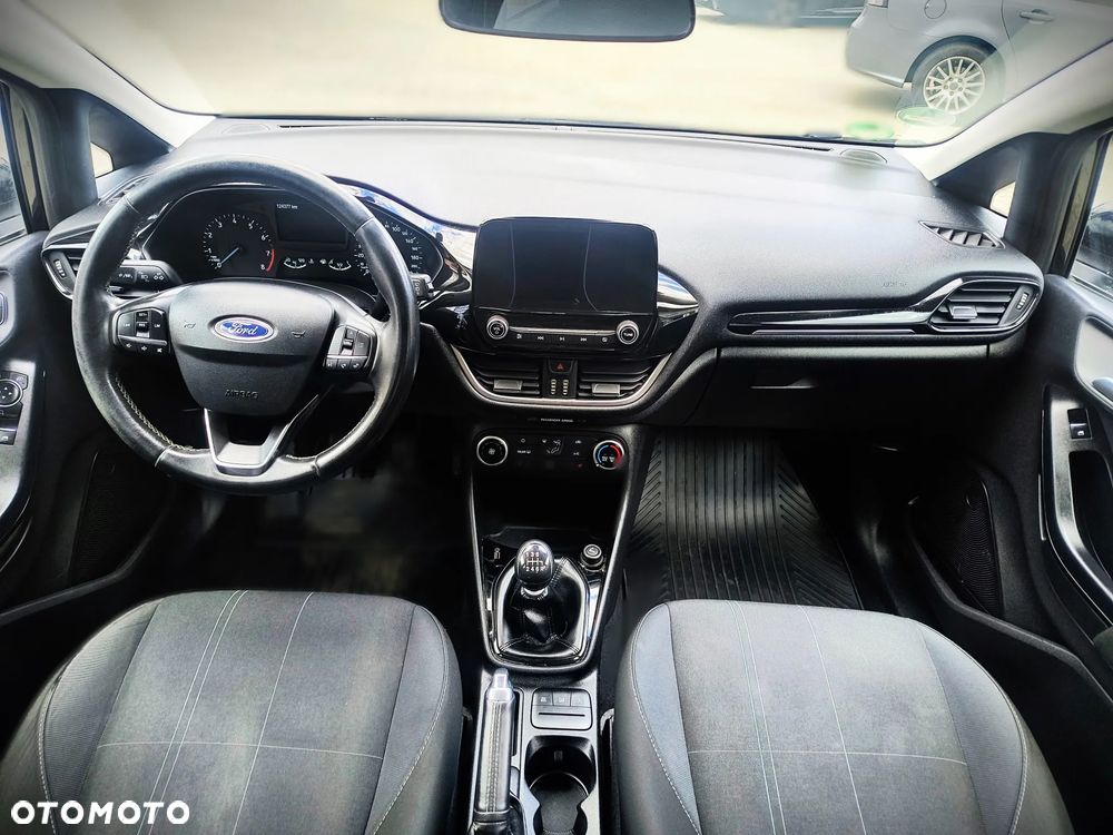 Ford Fiesta - 7